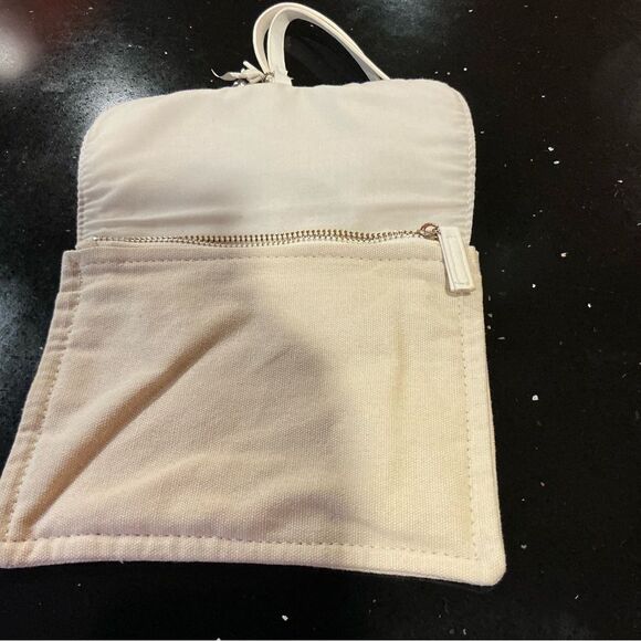 Chloe Parfum Soft Ivory Canvas and Leather Cosmetic Bag W/ Signature Lock Charm. - Picture 5 of 8